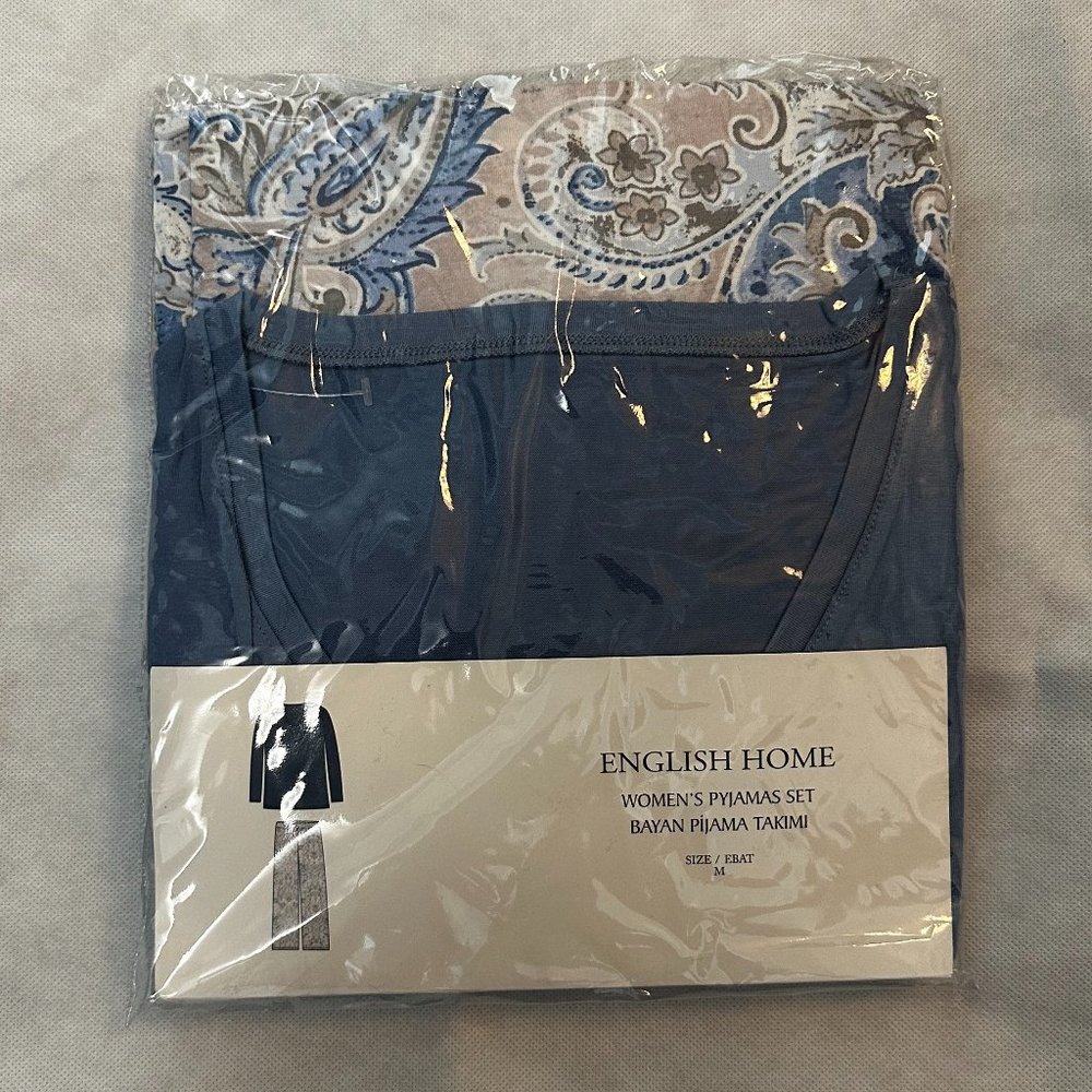 NWT English Home Women's PJ set
